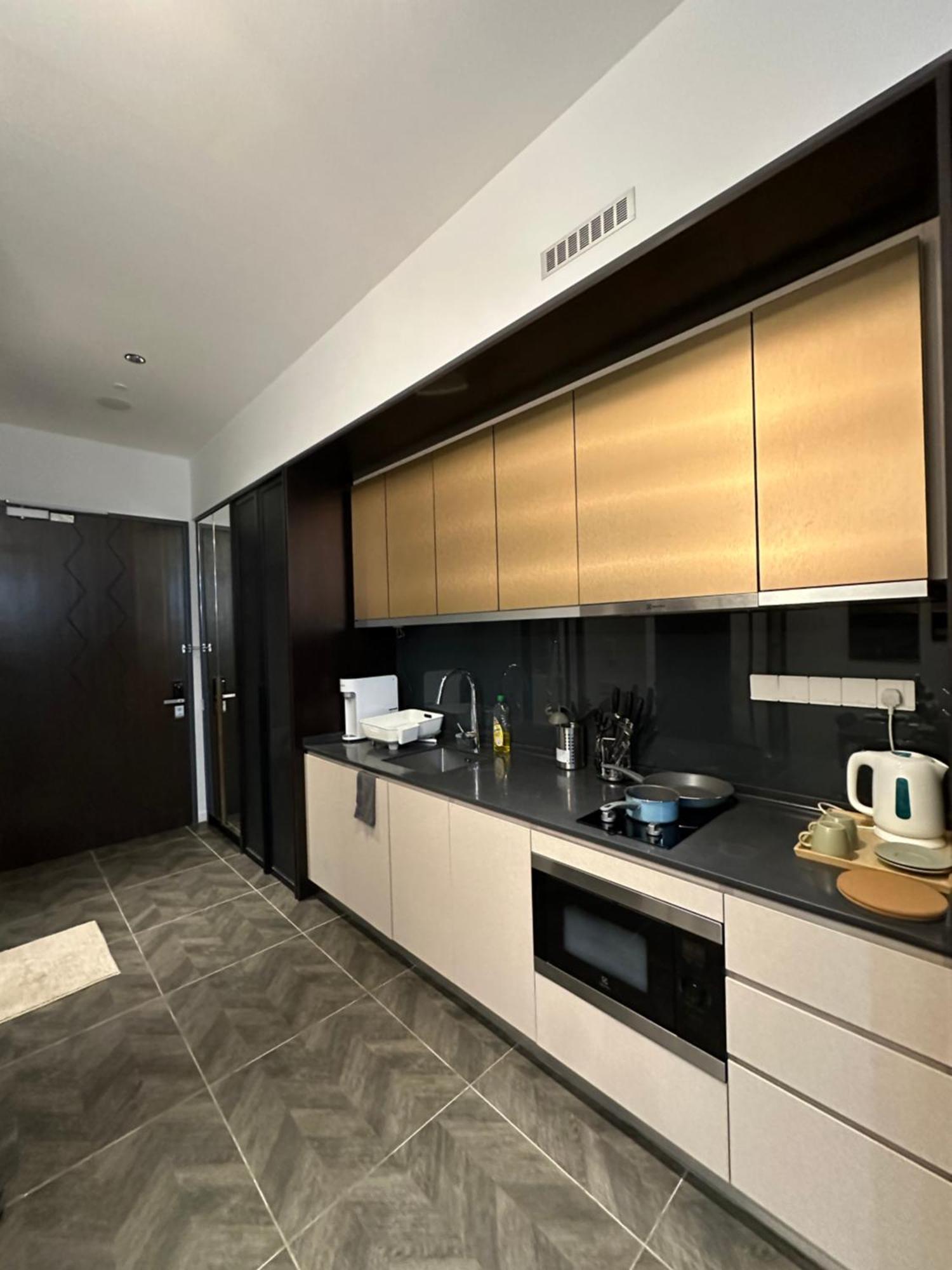 Scarletz Suites Klcc By Aura Kuala Lumpur Exterior photo
